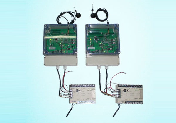 (RS232,RS485接口工業(yè)無線遙控器