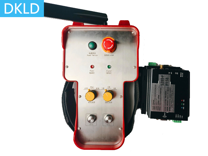 2公里雙向收發(fā)2發(fā)1收軌道小車無線遙控器